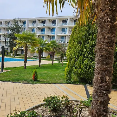 Apartment студио за в сарафово Burgas City